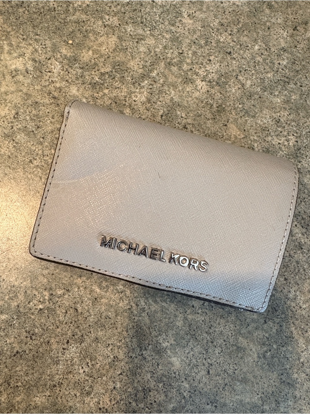 Michael Kors Small Saffiano Wallet in Light Gray with Silver Logo